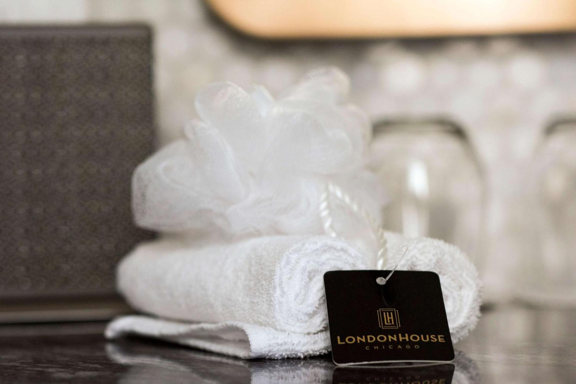 Londonhouse Chicago, Curio Collection By Hilton Hotel Luaran gambar