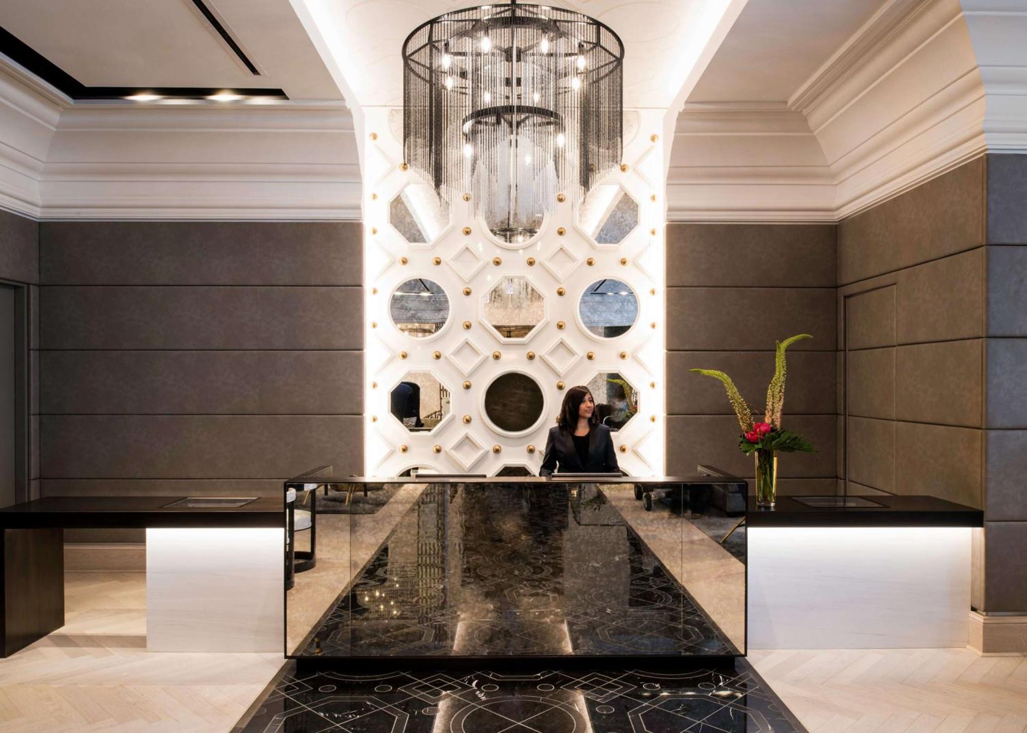 Londonhouse Chicago, Curio Collection By Hilton Hotel Luaran gambar